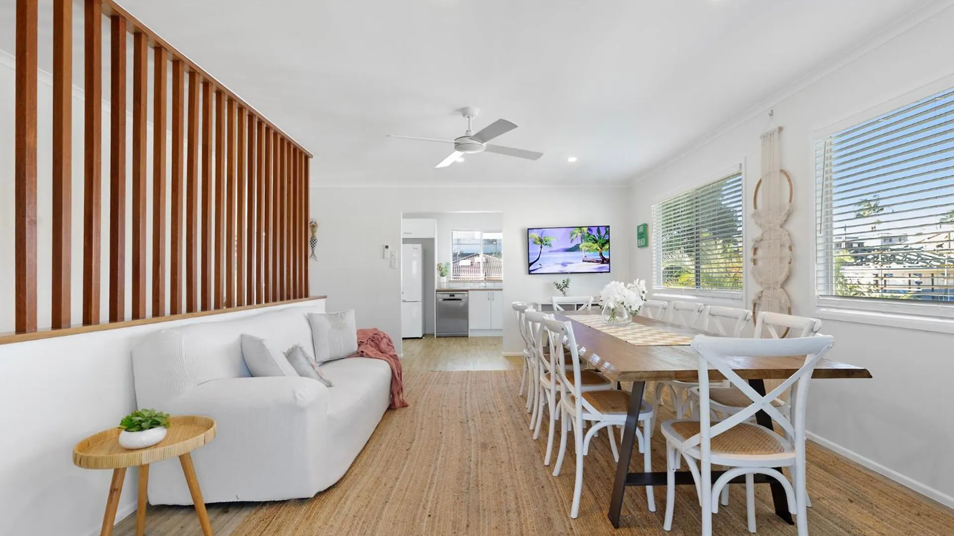 Holiday home Spacious Coastal Retreat Sleeps 10 5Mins Beach Maroochydore