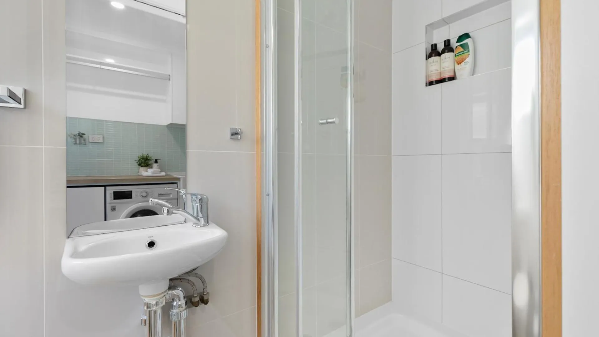 מרוצ'ידור Spacious Coastal Retreat Sleeps 10 Pacman Fireplace 5Mins Beach בית נופש